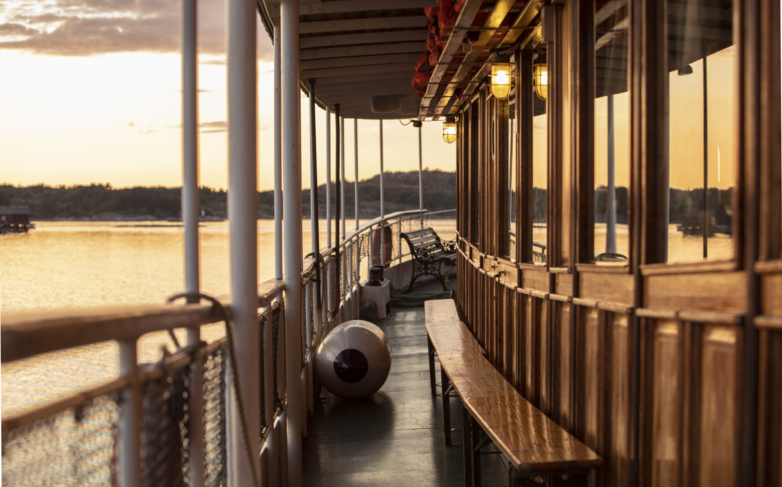Shrimp cruise in the archipelago